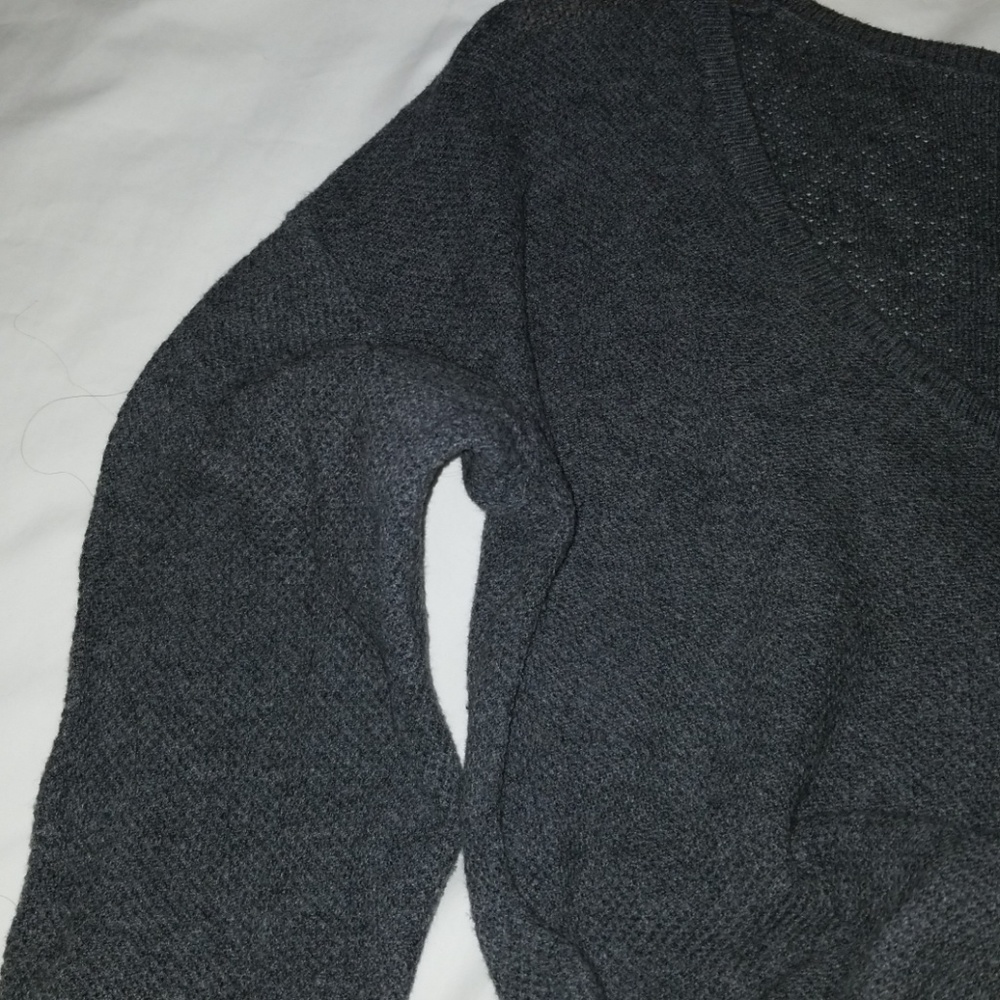 Womens top - Picture 3 of 4